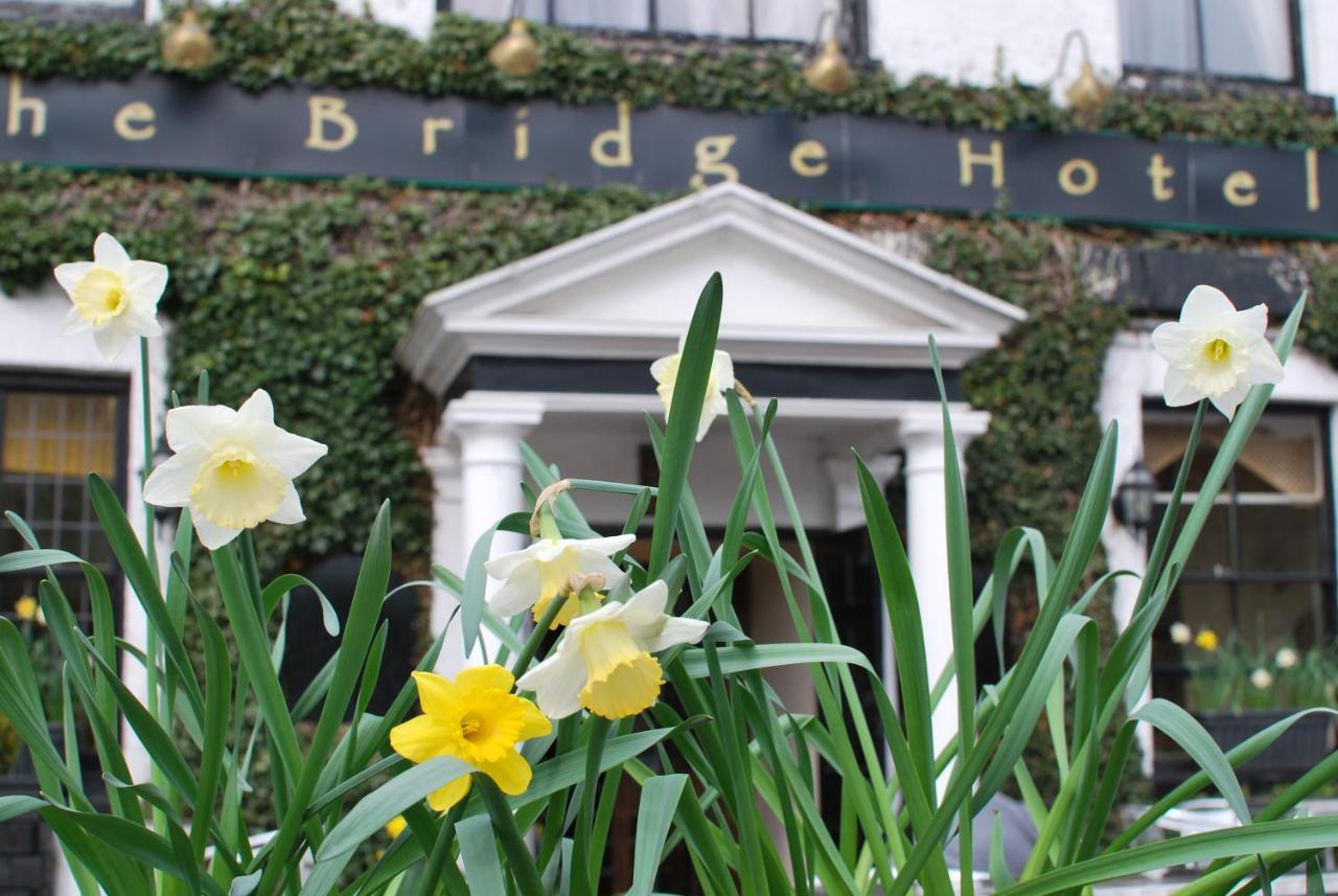 The Bridge Hotel Thrapston  Exteriör bild